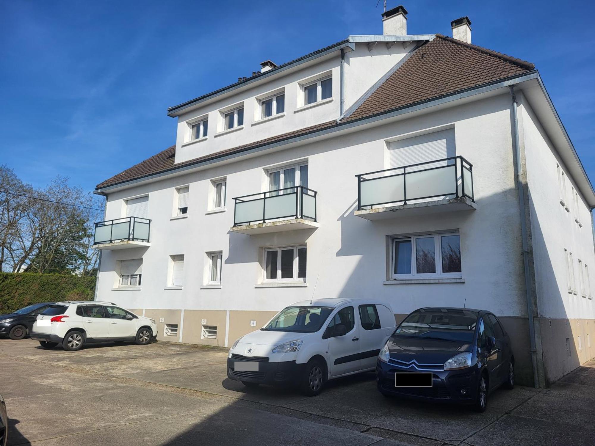 St-Quentin-En-Yvelines Plusieurs Appartements Avec Parking Trappes Exterior photo