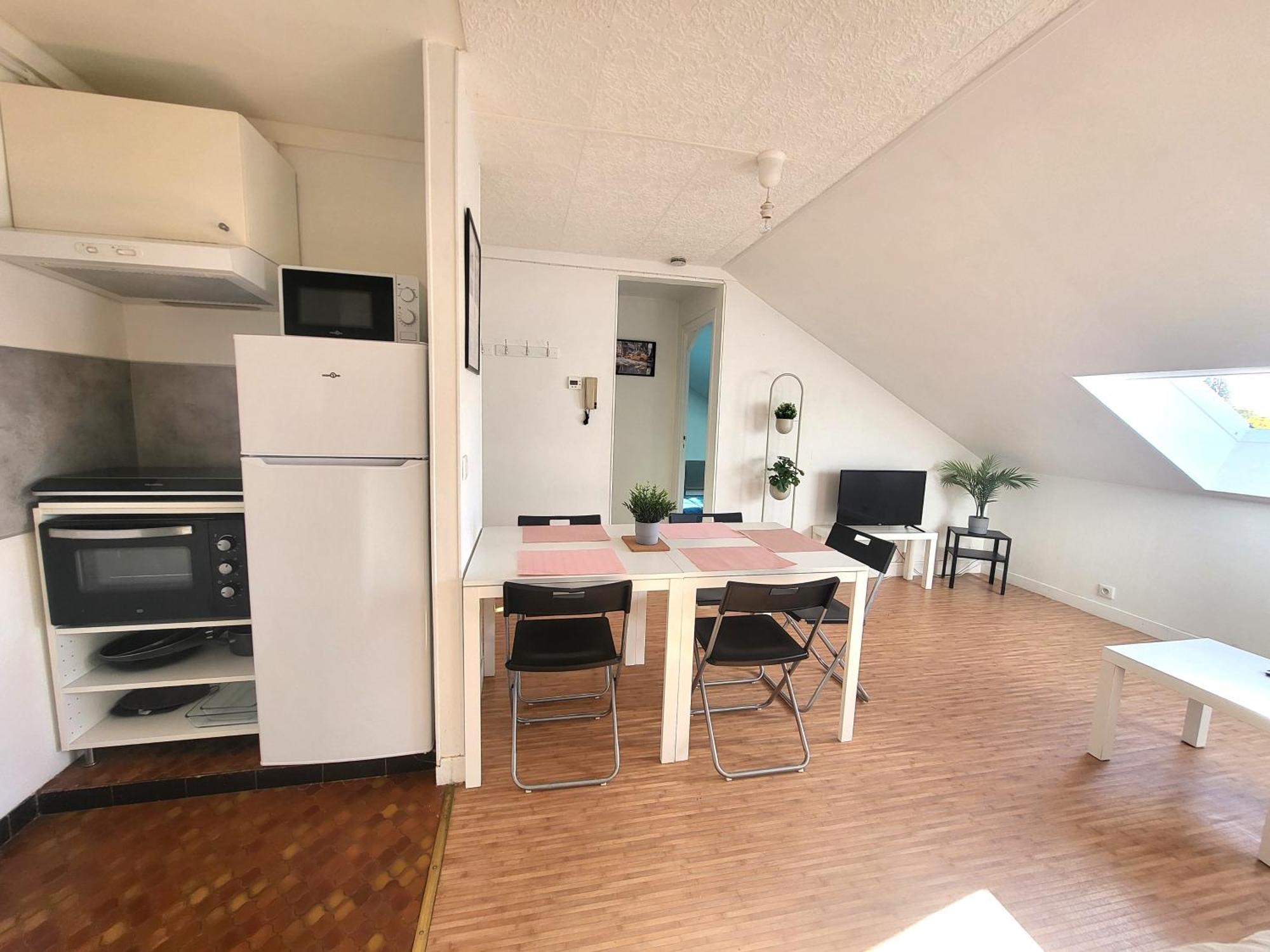 St-Quentin-En-Yvelines Plusieurs Appartements Avec Parking Trappes Room photo